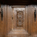Антикварный шкаф с гермами 1850-х гг. 