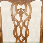 Пара антикварных кресел в стиле Томаса Чиппендейла 1890-х гг. 