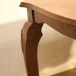 Антикварный столик в стиле Чиппендейл 1950-х гг. 