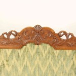 Антикварный каминный экран с резным навершием 1750-х гг. 