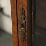 Антикварная навесная голландская витрина 1900-х гг. 