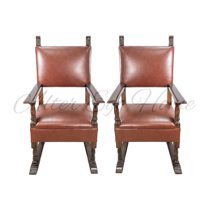 Винтажные дубовые кресла с кожаной обивкой 1930-х гг.