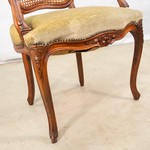 Винтажное кресло с ротанговой спинкой 1950-х гг.