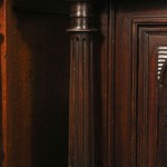 Антикварный буфет с резным убранством 1860-х гг. 