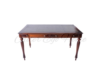 Старинный конторкский стол из Англии