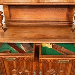 Антикварный буфет в мехеленском стиле с витражными створками 1860-х гг. 