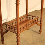 Антикварный столик с балясинообразной проножкой 1900-х гг. 