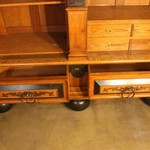 Антикварный шкаф в стиле немецкого борокко 1890-х гг. 