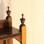 Антикварная викторианская витрина из палисандра 1870-х гг. 