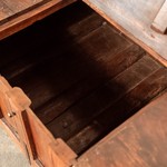 Антикварная скамья из тика в колониальном стиле 1850-х гг. 