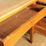 Антикварный двутумбовый письменный стол 1910-х гг. 