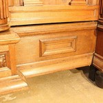 Антикварный платяной шкаф в стиле неоренессанс с колоннами 1830-х гг.