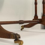 Антикварный столик с откидными полами 1940-х гг. 