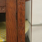 Антикварный чайный столик с фигурным поликом 1910-х гг. 