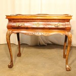 Антикварный чайный столик в стиле Чиппендейл 1930-х гг. 