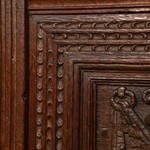 Антикварный сундук на массивном подстолье в стиле неоренессанс 1830-х гг. 