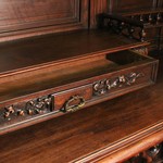 Антикварный буфет с резным убранством 1860-х гг. 