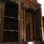 Антикварный буфет с резным декором 1860-х гг. 