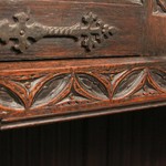 Антикварный поставец в неоготическом стиле 1910-х гг. 