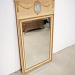 зеркало в стиле классицизм