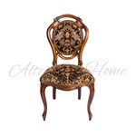 Итальянские стулья в классическом стиле с сиденьем и спинками обитыми тканью