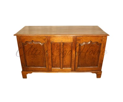 Антикварный дубовый сервант 1800-х гг. 