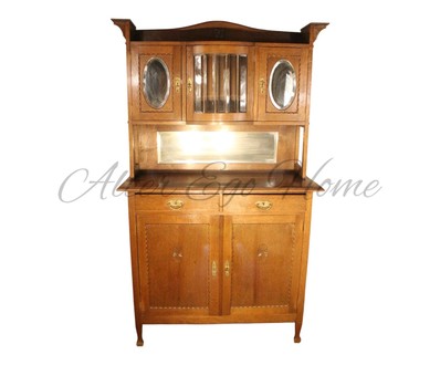 Антикварный буфет с зеркальными вставками 1900-х гг. 