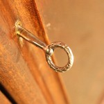 Антикварный угловой шкаф красного дерева 1820-х гг. 