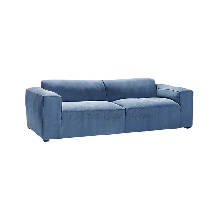 Синий диван с пышным сидением