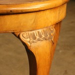 Антикварный столик в стиле Чиппендейл светлого ореха 1910-х гг. 