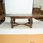 Старинный дубовый стол с раскладной столешницей 1910-х гг.