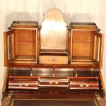 Антикварное бюро в стиле неорококо 1850-х гг. 