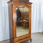 Комплект антикварной мебели для спальни 1850-х гг.