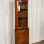 Антикварный угловой шкаф с фигурной расстекловкой 1950-х гг. 