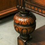 Антикварный сервант с резным убранством 1920-х гг. 