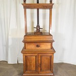 Антикварный гладильный пресс 1690-х гг. 