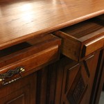 Антикварный буфет с резной балюстрадой 1860-х гг. 