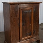 Антикварный шкафчик 1800-х гг. 