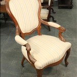 Антикварное кресло в стиле неорококо 1850-х гг. 