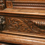 Антикварный дубовый сервант 1840-х гг. 