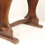 Антикварный дубовый столик 1920-х гг. 