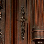 Антикварный буфет с резным убранством 1860-х гг. 