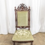 Антикварный стул с резным навершием 1840-х гг. 