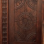 Антикварная скамья с резными филенками 1890-х гг. 