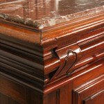 Антикварный сервант с зеркальным полотном и мраморной столешницей 1870-х гг. 