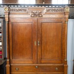 Антикварный шкаф в стиле неоклассицизм 1800-х гг.