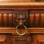 Антикварный немецкий буфет с раскрепованным фасадом и арочной нишей 1870-х гг. 