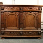 Антикварный дубовый сервант 1840-х гг. 