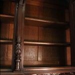 Антикварный буфет с резным убранством 1860-х гг. 