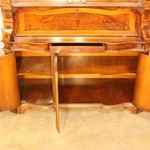 Антикварный шкаф-секретер с разомкнутым фронтоном 1950-х гг. 